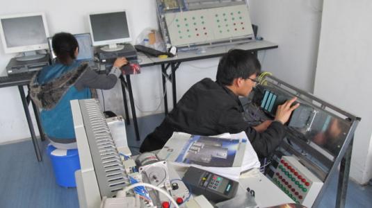 90����V��ʲô��plc